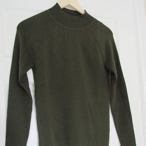 Banana Republic Olive Sweater